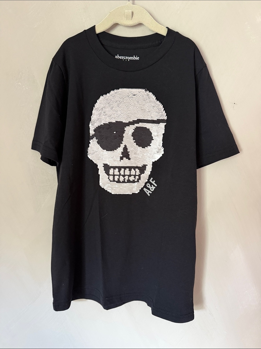 Abercrombie Boys Black Tee with White Skull Graphic